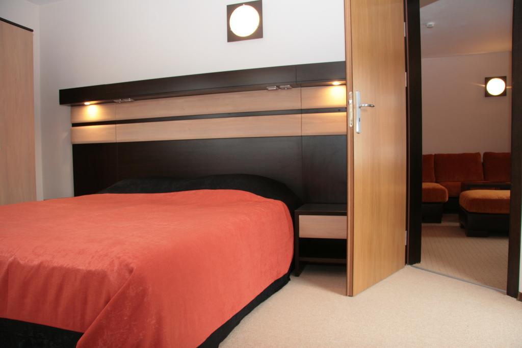 Hotel Byalo More バニテ 部屋 写真