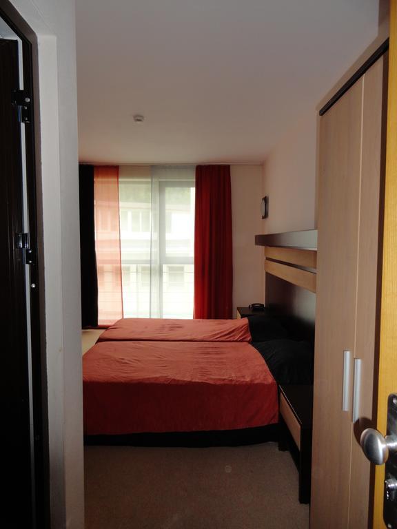 Hotel Byalo More バニテ 部屋 写真