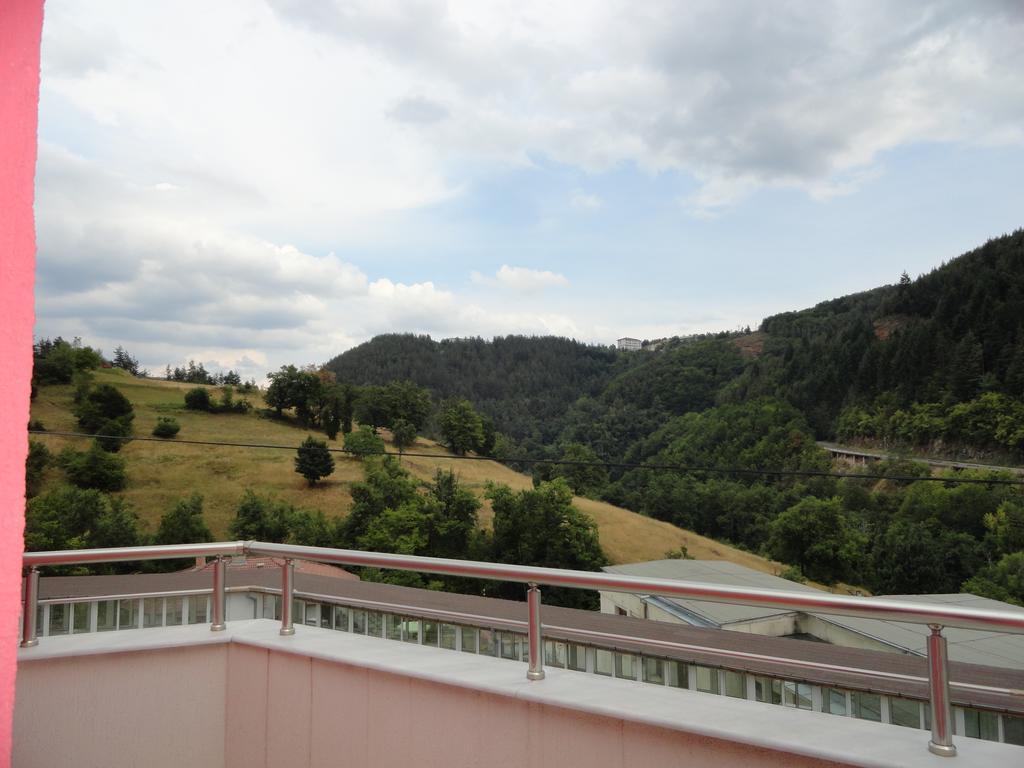 Hotel Byalo More バニテ 部屋 写真