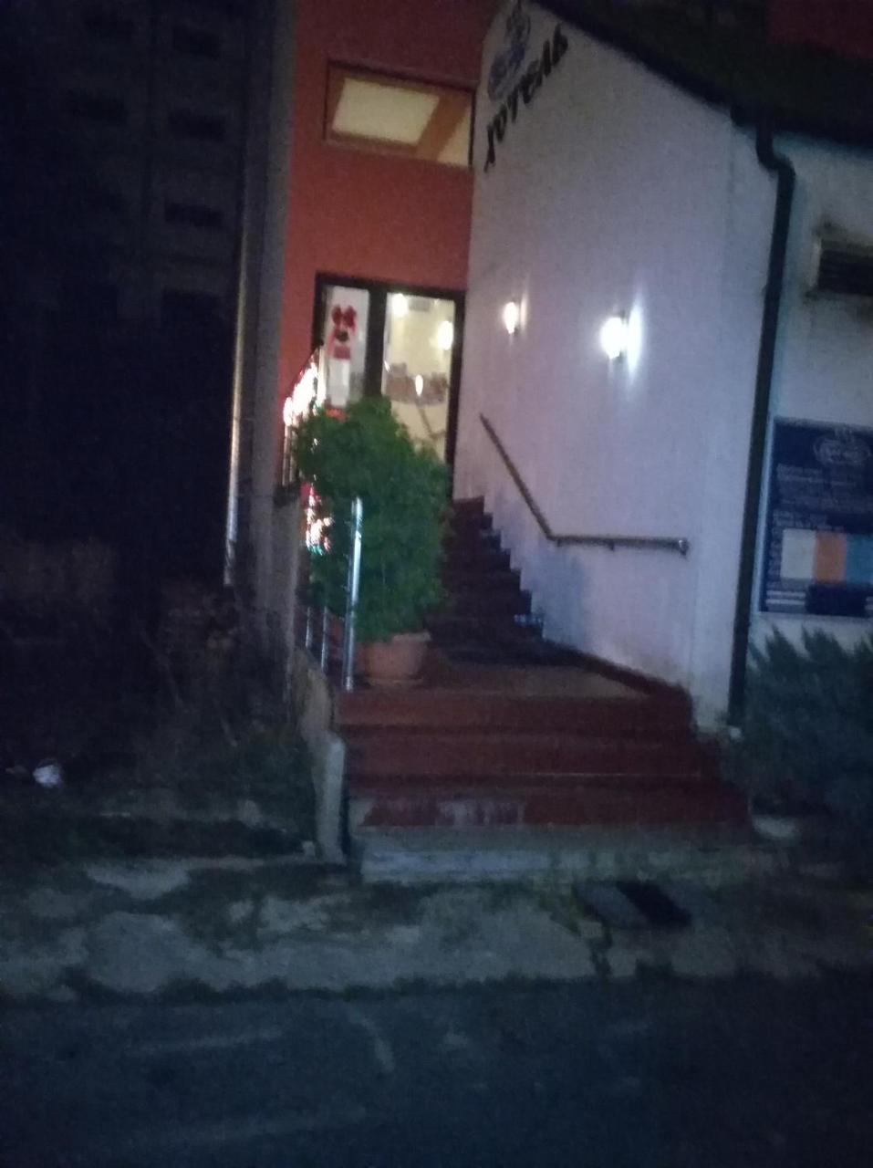 Hotel Byalo More バニテ エクステリア 写真